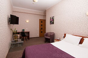 Komilfo Hotel