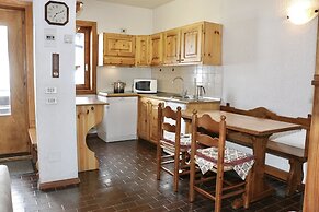 Roulette Apartments