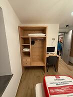 Roulette Apartments