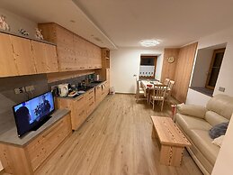 Roulette Apartments