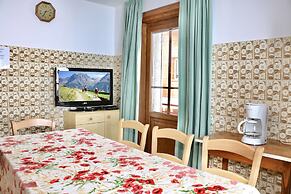 Roulette Apartments