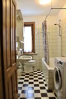 Roulette Apartments
