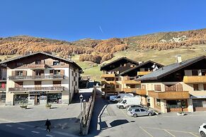 Roulette Apartments