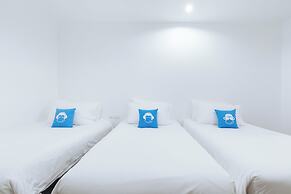 Blu Monkey Bed & Breakfast Phuket