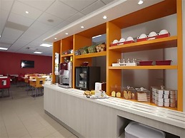 Hôtel Première Classe Caen Nord - Mémorial