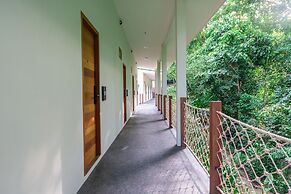 Baan Ploy Sea
