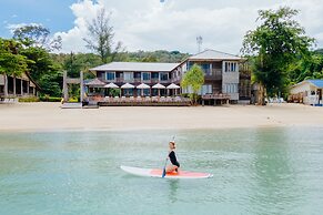 Baan Ploy Sea
