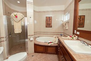 Grand Caribe Belize