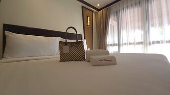 Red Coconut Beach Hotel
