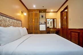 Red Coconut Beach Hotel