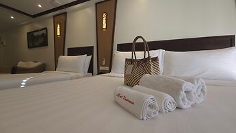 Red Coconut Beach Hotel
