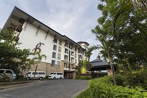 The Bellevue Resort
