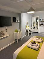 Petherton Cottage Studios