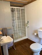Riverside B & B