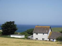 Trevarrian Lodge