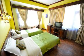 Hotel Excelsior