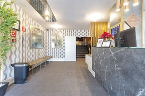 Hotel Acta Madfor