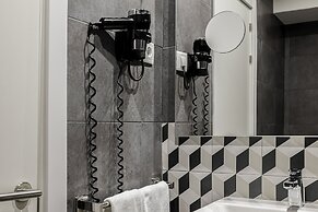 Hotel Acta Madfor