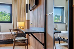 Hotel Acta Madfor