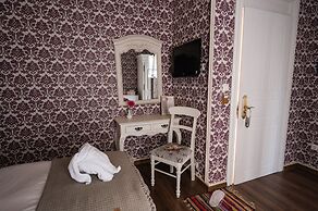 Anagennisis Hotel