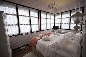 Anagennisis Hotel