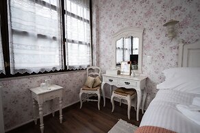 Anagennisis Hotel