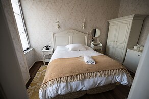Anagennisis Hotel