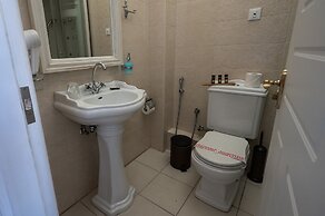 Anagennisis Hotel