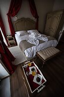 Anagennisis Hotel
