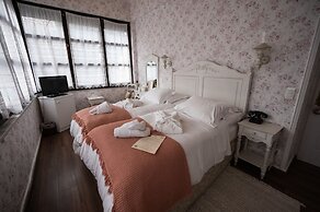 Anagennisis Hotel