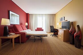 Courtyard by Marriott Leon at the Poliforum