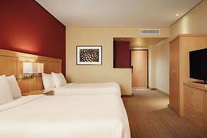Courtyard by Marriott Leon at the Poliforum