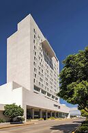 Courtyard by Marriott Leon at the Poliforum