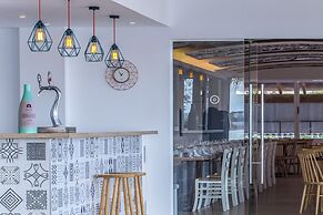 Hotel Atolon & Kaafu Beach Club