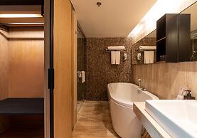 Arcadia Suites Bangkok
