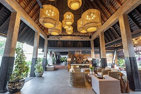 Villa Kayu Raja