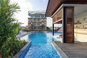 Villa Kayu Raja