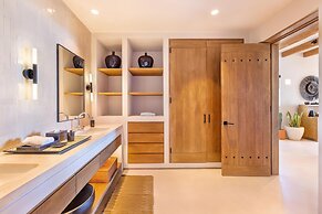 Kimpton Mas Olas Resort and Spa