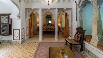 Deogarh Mahal