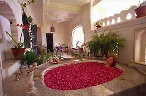 Deogarh Mahal