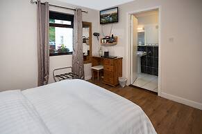 Woodside Lodge