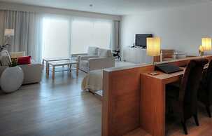 LVZZ Hotel - Boutique Class