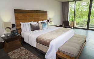 NIZUC Resort and Spa