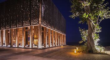NIZUC Resort and Spa