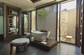 NIZUC Resort and Spa