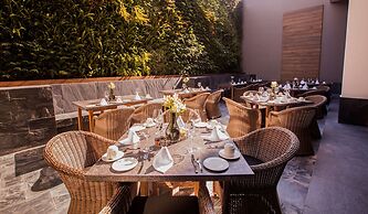 NIZUC Resort and Spa