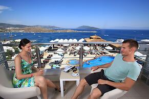 Royal Arena Hotel & Resort Spa