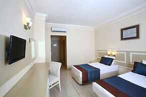 Royal Arena Hotel & Resort Spa