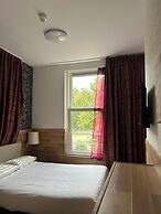 Hotel Isis