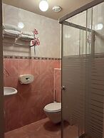 Hotel Isis